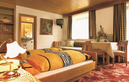 Hotel des Alpes slide 4