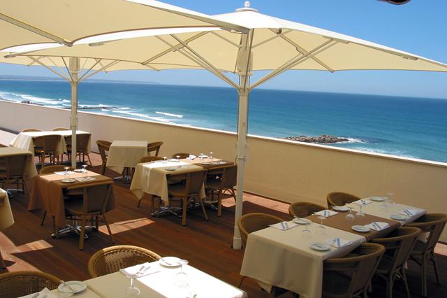 SALE zonvakantie Costa de Lisboa ☀ 8 Dagen logies ontbijt Hotel Tryp Caparica Lisboa Mar