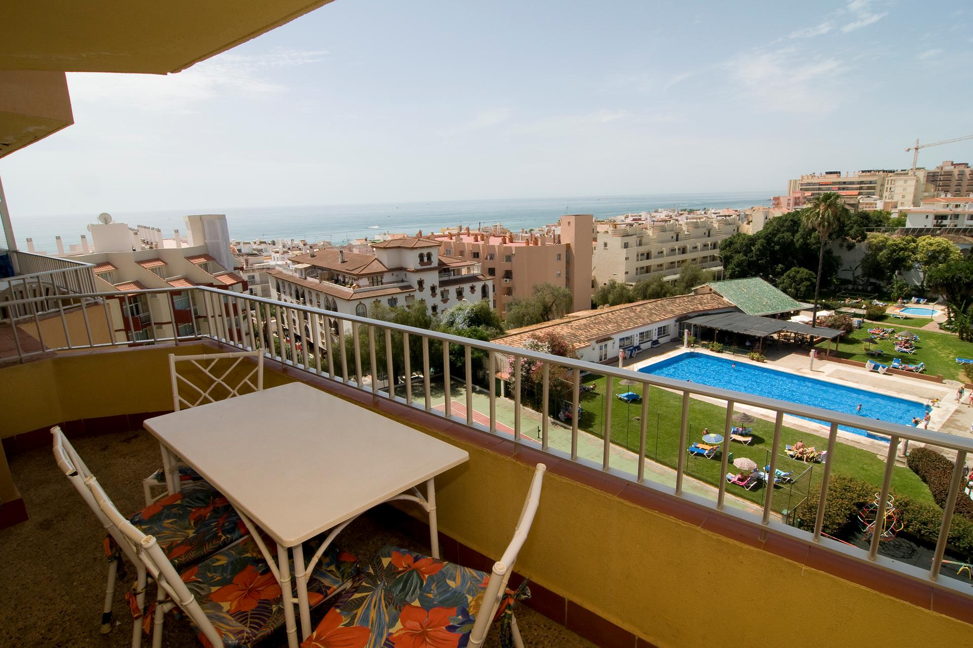 Apartments Carihuela Park Und Palace Costa Del Sol Andalusien