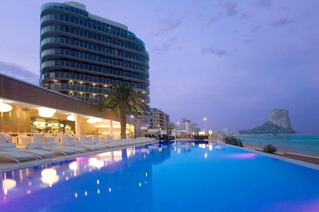 Aparthotel 4* adults only Costa Blanca € 584,- | aan het strand