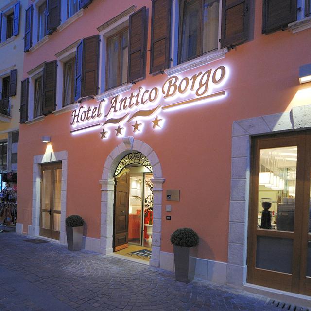 Vakantie Hotel Antico Borgo in Riva del Garda (Trentino-Zuid-Tirol, Italië)