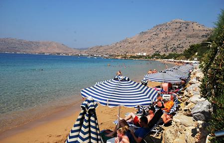 Hotel Island Blue slide 5