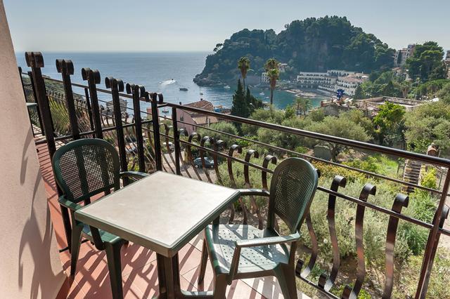 Inpakken en wegwezen! zonvakantie Sicilië 🏝️ 8 Dagen logies ontbijt Hotel Ipanema