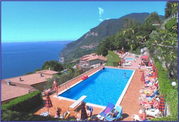Vakantie Hotel Residence La Rotonda (Appartementen) in Tignale (Lombardije, Italië)