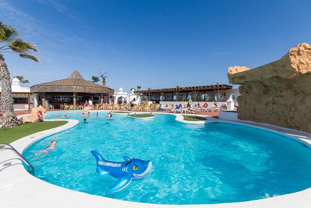App. Sands Beach Resort App. Sands Beach Resort