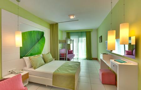 Hotel Armonia Holiday Village & Spa slide 3