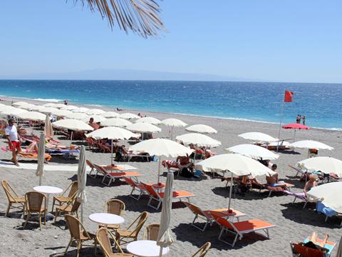 Download B B Taormina Beach House In Sicilie Italie Zonvakantie Sunweb Desktop Wallpaper Free Wallpaper B B Taormina Beach House In Sicilie Italie Zonvakantie Sunweb For Free