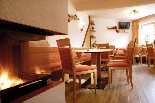 Sneeuwzeker 4* Zillertal € 855,- 【lekker aprés-skiën】