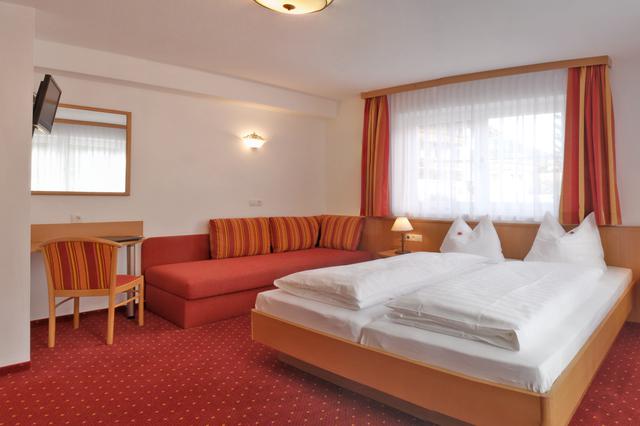 Sneeuwzeker 4* Zillertal € 855,- 【lekker aprés-skiën】