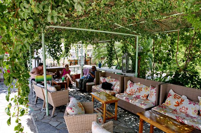 Deal vakantie Lesbos 🏝️ 8 Dagen logies ontbijt Hotel Malemi Organic