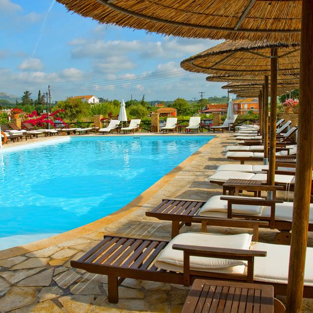 Hotel Porto Koukla Beach reviews