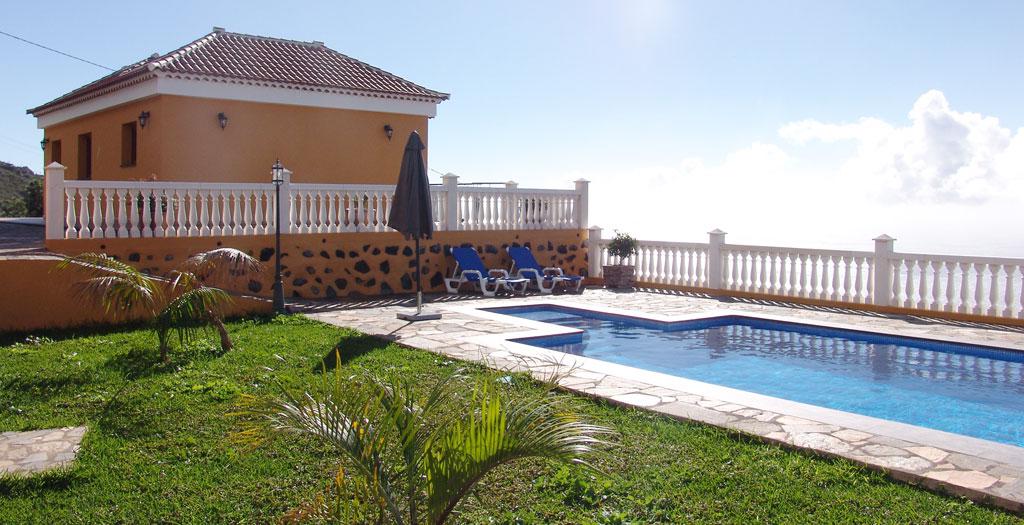 Bijzondere accommodaties Villa la Planta in Tijarafe (La Palma, Spanje)