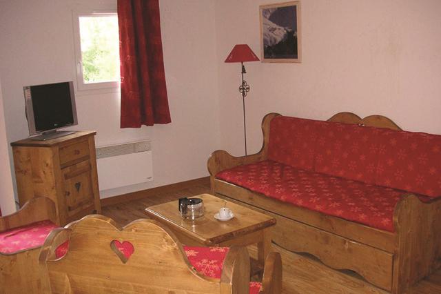 Appartement 3* La Foux d'Allos € 394,- 【parkeerplaats, restaurant(s), hond is welkom, sauna】