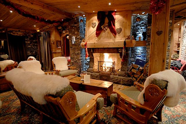 Inpakkers prijs wintersport Les Trois Vallées ⭐ 8 Dagen  Hotel Le Sherpa