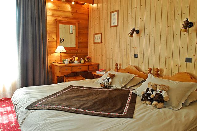 Inpakkers prijs wintersport Les Trois Vallées ⭐ 8 Dagen  Hotel Le Sherpa