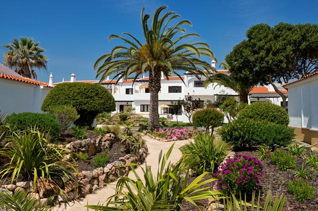 Ongelooflijke actieprijs zonvakantie Algarve ☀ 9 Dagen logies Appartementen Rocha Brava Village