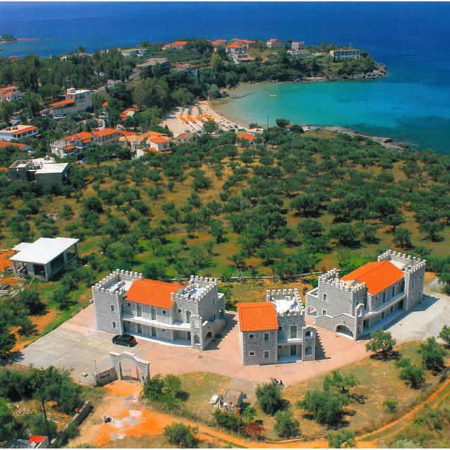 Vakantie Appartementen Nefeli in Stoupa (Peloponnesos, Griekenland)
