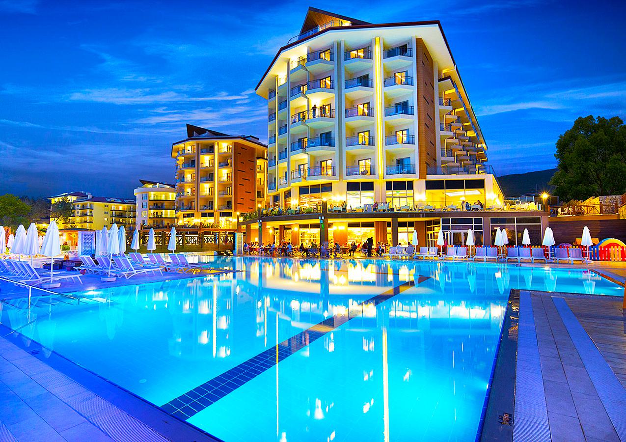 Hotel Ramada Resort Kusadasi & Golf***** in Klassieke Kust, Turkije