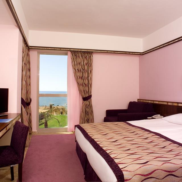 Hotel Royal Atlantis Spa & Resort reviews