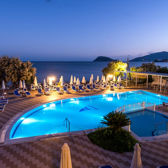 Hotel Mediterranean Beach Resort & Spa - logi