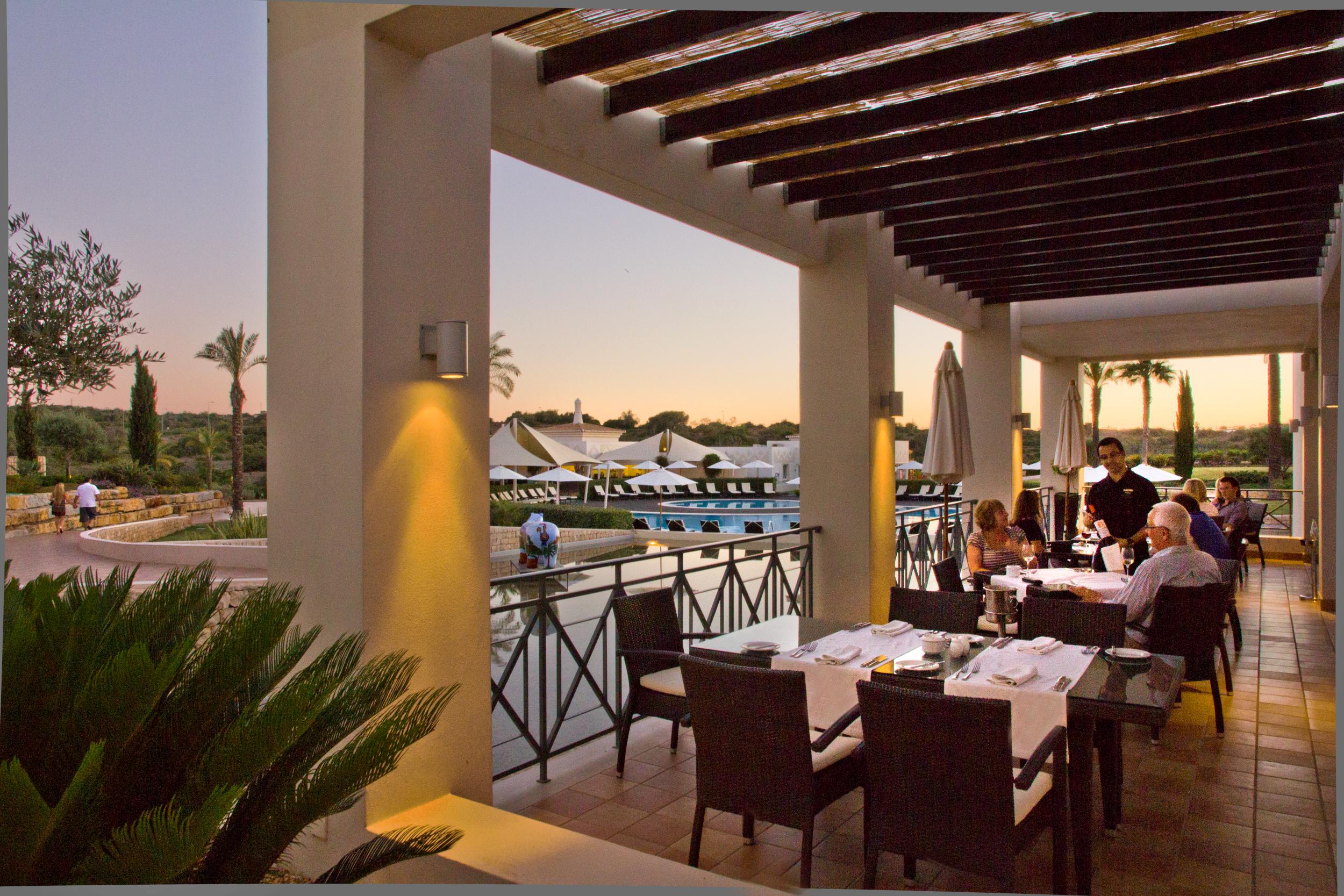 Hotel Vale d’Oliveiras Quinta Resort & Spa  slide 4