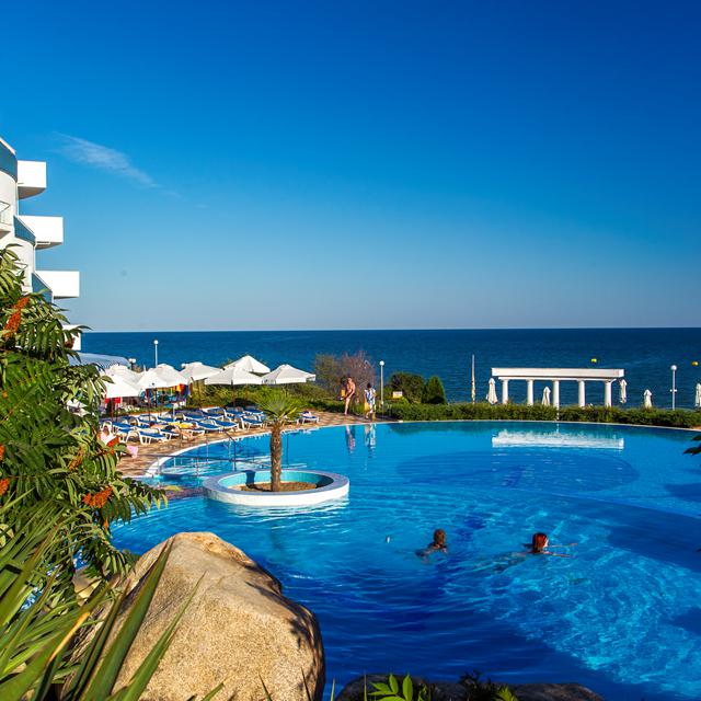 Hotel Sineva Beach