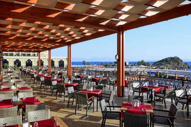Mega deal vakantie Noord-Egeïsche Kust ☀ 8 Dagen ultra all-inclusive Hotel Sunis Efes Royal Palace Resort
