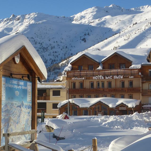 Meer info over Hotel Le Lac Bleu  bij Sunweb-wintersport