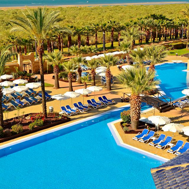 Meer info over Hotel Iberostar Isla Canela inclusief huurauto  bij Sunweb zomer