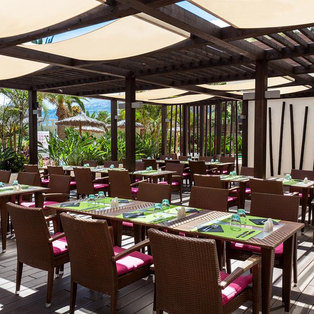 Hotel Sol Costa Atlantis - logies en ontbijt