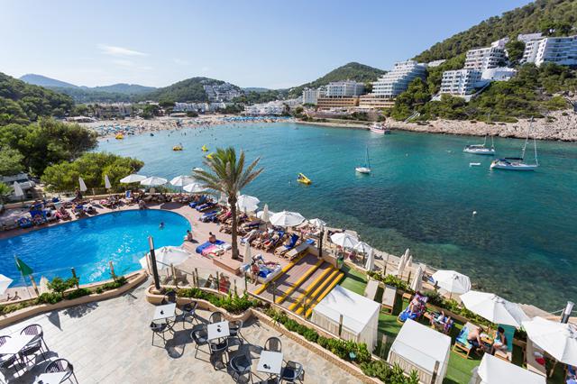 All inclusive vakantie Ibiza - Palladium Hotel Cala Llonga