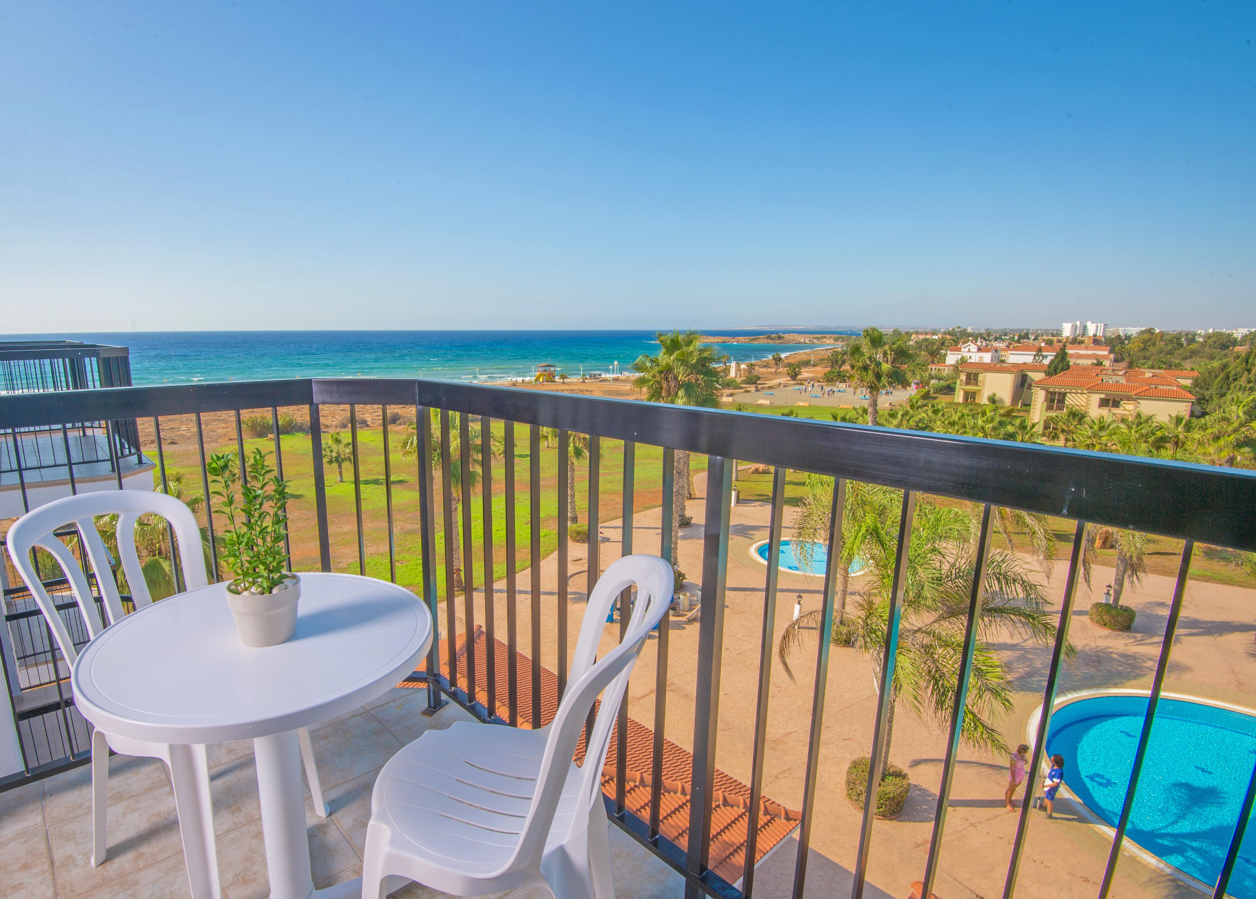 Tsokkos Anmaria Beach Hotel  slide 5