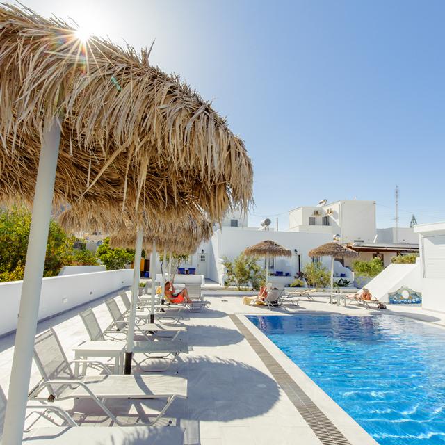 Vakantie Hotel Oxygen Seaside in Kamari (Santorini, Griekenland)