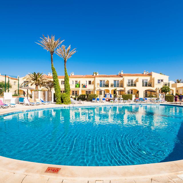 Vakantie Appartementen Globales Binimar in Cala 'n Forcat (Menorca, Spanje)
