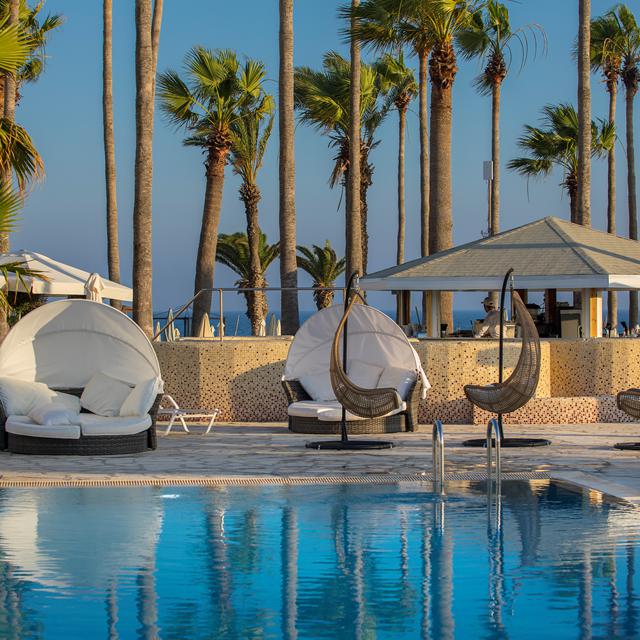 Meer info over Leonardo Plaza Cypria Maris Beach Hotel & Spa adults only  bij Sunweb zomer