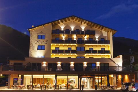 Korting wintersport Skiparadies Nauders & Skiarena Vinschgau ⛷️ Hotel Gasthof Kristall