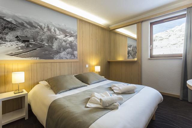 Op wintersport Alpe d'Huez Grand Domaine Ski ⛷️ Hotel Club MMV Les Bergers 3 Dagen  €349,-