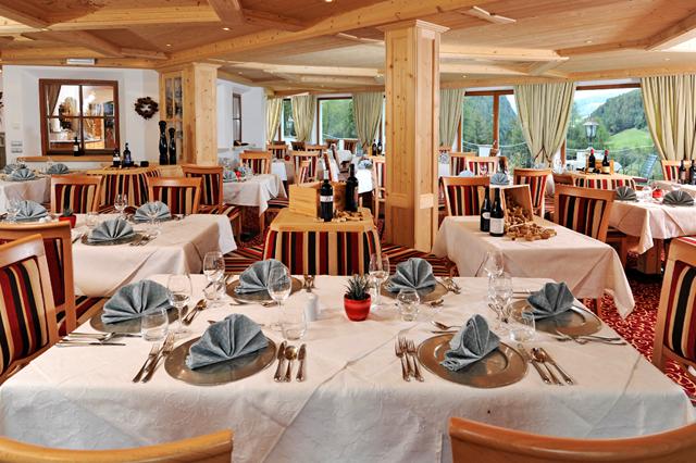 Skivakantie 3.5* Dolomiti Superski € 1230,- ⁂ eigen vervoer
