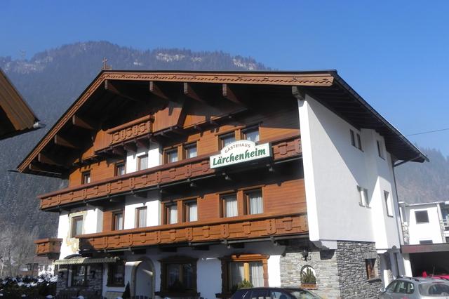 Vroegboekkorting skivakantie Zillertal ❄ 8 Dagen logies ontbijt Pension Gästenhaus Lärchenheim