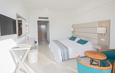 Tsokkos Anmaria Beach Hotel slide 4