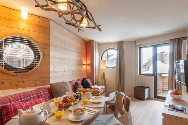 Wellness 4* Avoriaz € 751,- 【met de hele familie】