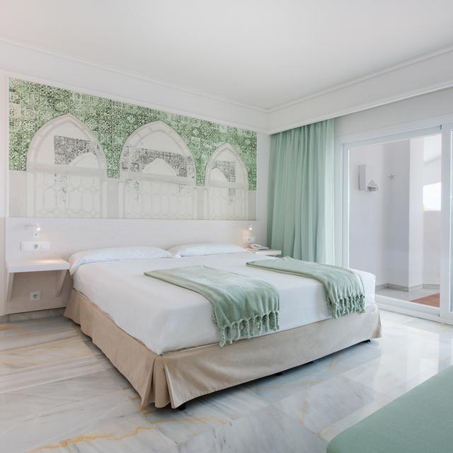 Meer info over Hotel Iberostar Selection Marbella Coral Beach  bij Sunweb zomer