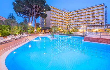 Hotel President slide 1