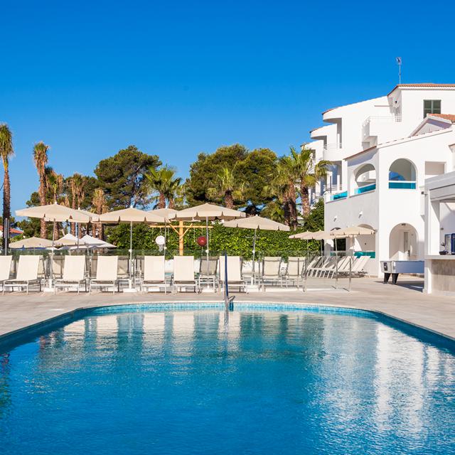Vakantie Hotel Globales Mediterrani in Cala Blanca (Menorca, Spanje)