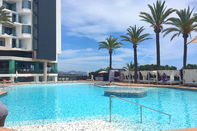 Last minute vakantie Ibiza 🏝️ Hotel Hard Rock Ibiza