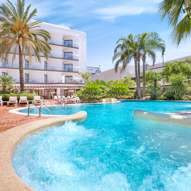 Vakantie Sumus Hotel Stella & Spa in Pineda de Mar (Costa Brava, Spanje)