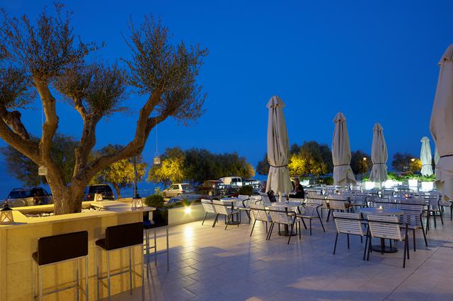 Secret deal vakantie Atheense Rivièra ⭐ 8 Dagen logies ontbijt Arion Hotel