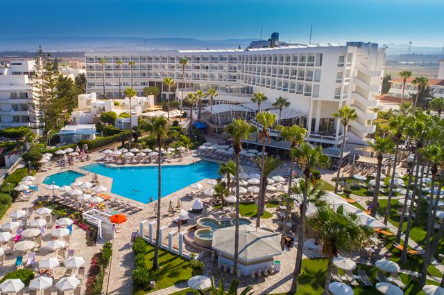 Last minute vakantie Cyprus. 🏝️ Leonardo Plaza Cypria Maris Beach Hotel & Spa
