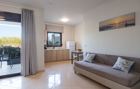 Carisa Maleme House slide 5