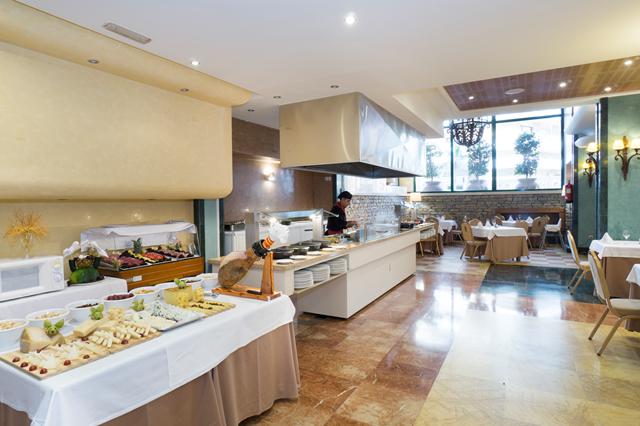 Ongelooflijke korting zonvakantie Costa del Sol 🏝️ 8 Dagen logies ontbijt MS Aguamarina Suites Hotel